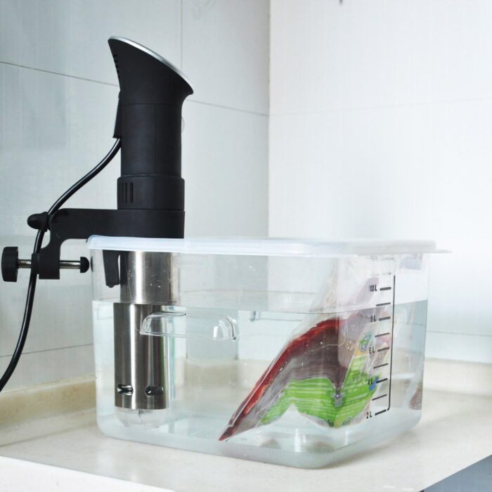 EVERIE Collapsible Hinged Lid Compatible with Anova Nano 750w, 800w, 900w, AN500-US00 1000w and Compatible with Rubbermaid Container 12,18,22 Quart(Corner Mount) - Image 9