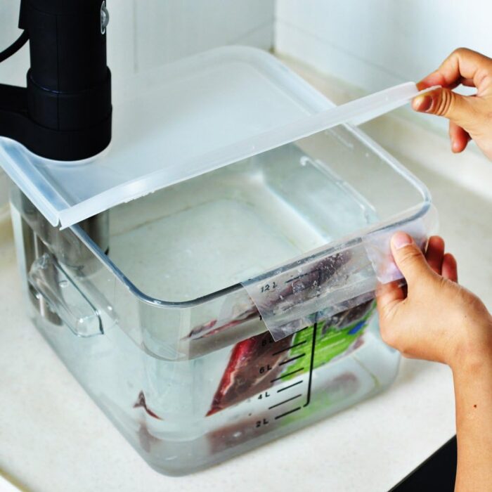 EVERIE Collapsible Hinged Lid Compatible with Anova Nano 750w, 800w, 900w, AN500-US00 1000w and Compatible with Rubbermaid Container 12,18,22 Quart(Corner Mount) - Image 7